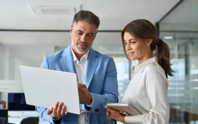 When Should a Company Outsource HR? 7 Signs It’s Time